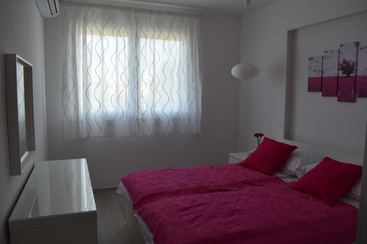Valkane Apartment Pula Exterior photo