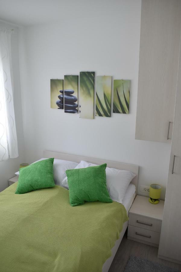 Valkane Apartment Pula Exterior photo